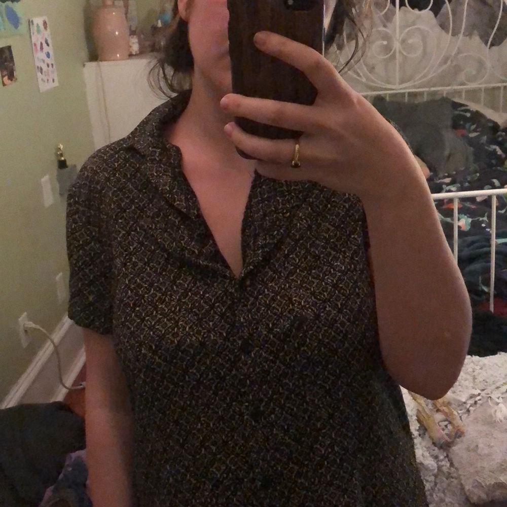 🗝button up tee🗝